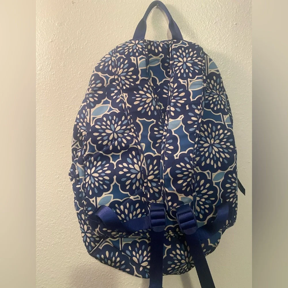 Vera Bradley Navy and White Floral‎ Backpack with Matching Wallet